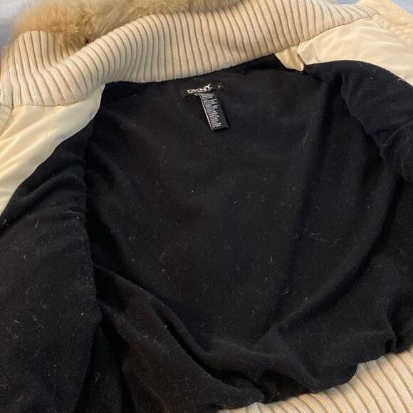 DKNY Cream Puffer Down Vest with Detachable Fox Fur Trimmed Hood Size Large - Picture 9 of 10